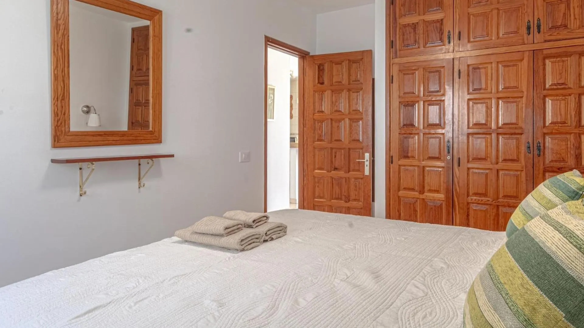 Sunny Oceanview Terrace By Dream Homes Tenerife Acantilado de los Gigantes 0*,  Spanien